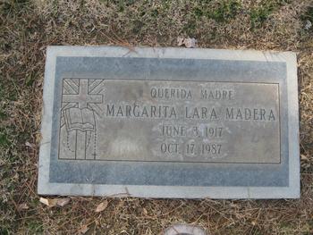 Madera,   Margarita Lara gravesite