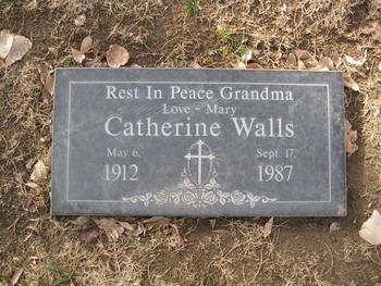 Walls,   Catherine Lamanda Jane gravesite