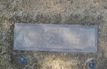 Decker,   Joseph H. gravesite