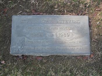Stevens,   Steven Owen gravesite