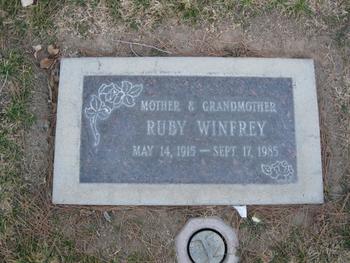 Winfrey, Ruby gravesite