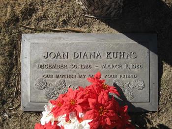 Kuhns,   Joan Diana gravesite