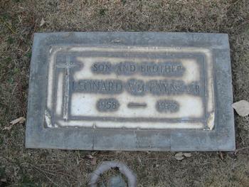 Payne, Jr.  Leonard William gravesite