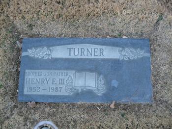 Turner, III  Henry E. gravesite