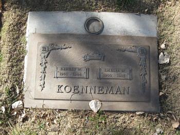 Koenneman,   Emelia Marie gravesite