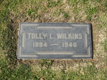 Wilkins,   Tolly Lewis gravesite