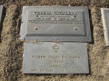 Escalera,   Teresa Maria Esmeral gravesite