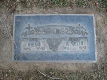 Jimenez,   Auria Velia gravesite