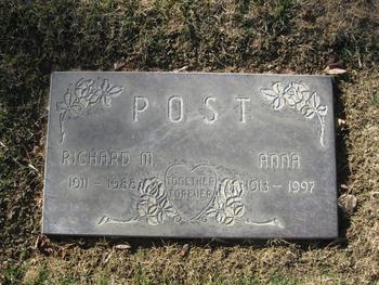 Post,   Anna gravesite