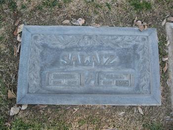 Salaiz,   Alma gravesite