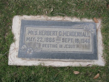Mendenhall,   Ada Estella gravesite