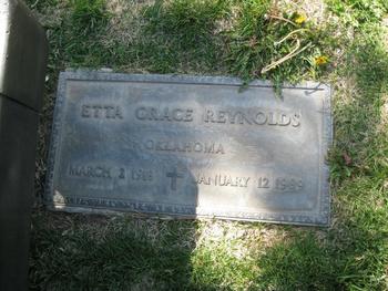 Reynolds,   Etta Grace gravesite