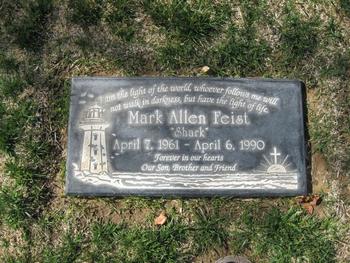 Feist,   Mark Allen ('Shark') gravesite