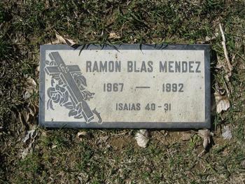 Mendez,   Ramon Blas gravesite