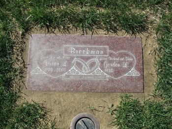 Brockman,   Vivian L. gravesite