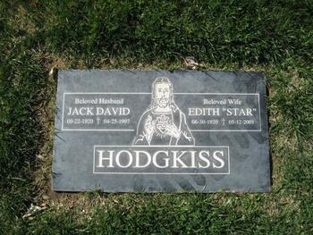 Hodgkiss,   Edith ('Star') gravesite