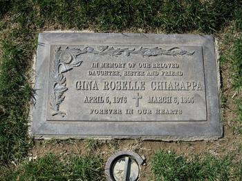 Chiarappa,   Gina Roselle gravesite