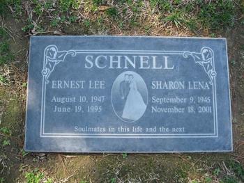 Schnell,   Ernest Lee gravesite