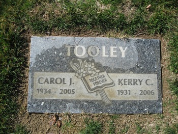 Tooley,   Carol J. gravesite