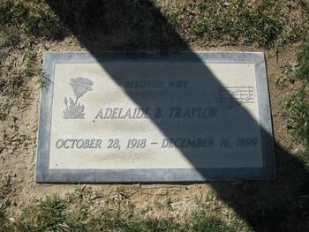 Traylor,   Adelaide B. gravesite