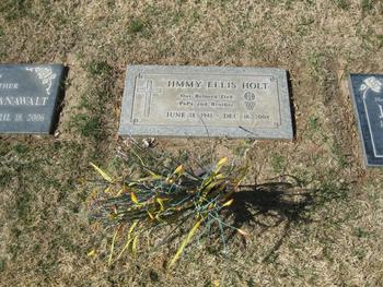 Holt,   Jimmy Ellis gravesite