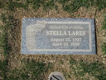 Lares,   Stella gravesite