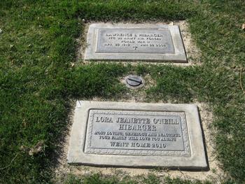 Hibarger,   Lawrence L. gravesite