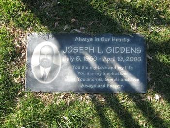 Giddens,   Joseph L. gravesite