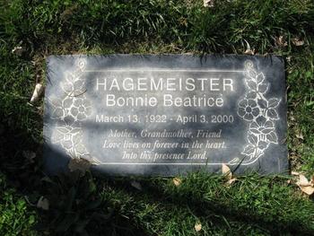 Hagemeister,   Bonnie Beatrice gravesite