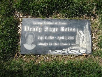 Reiss,   Wendy Faye gravesite