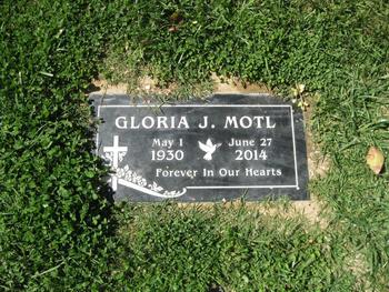 Motl,   Gloria J. gravesite