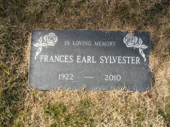Sylvester,   Frances Earl gravesite