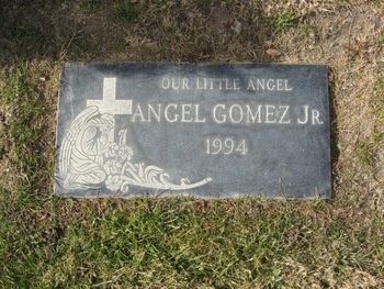 Gomez, Jr.  Angel gravesite