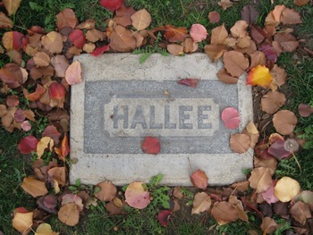 Henderson,   Hallee gravesite