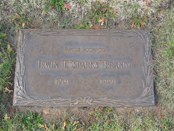 Brandt,   Irwin Thedmore ('Sparky') gravesite