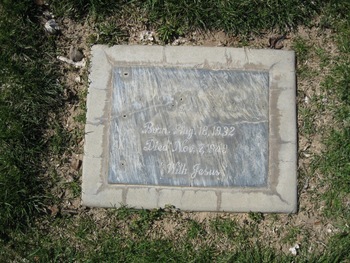 Smith,   Doris Elaine gravesite