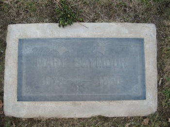 Seymour,   Mary M gravesite