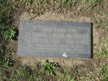 McCrumb,   Donna Louise gravesite
