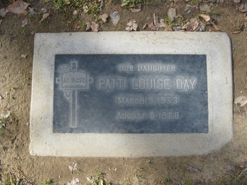 Day,   Patti Louise gravesite