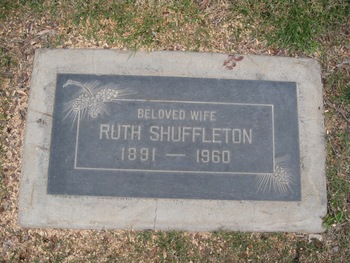 Shuffleton,   Ruth gravesite