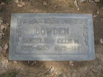 Bowden,   Olive M ('Ollie') gravesite