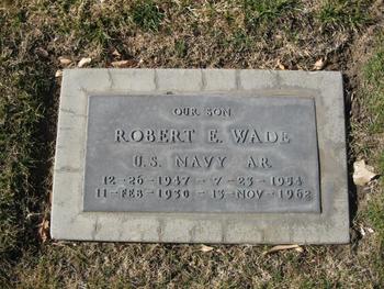 Wade,   Robert Eugene gravesite