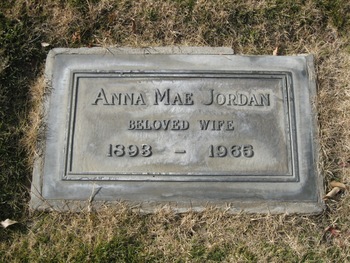 Jordan,   Anna Mae gravesite