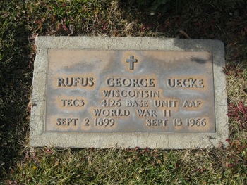 Uecke,   Rufus George gravesite