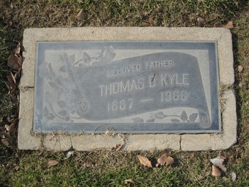 Kyle,   Thomas David gravesite