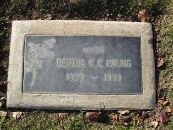 Paling,   Bertha F. Caroline gravesite