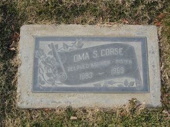 Corse,   Oma S. gravesite