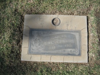 Williams,   Bernice K. G. gravesite