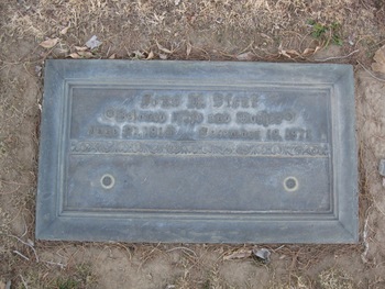 Stout,   Iona Frances gravesite