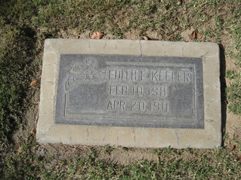 Keeler,   Edith Essa gravesite